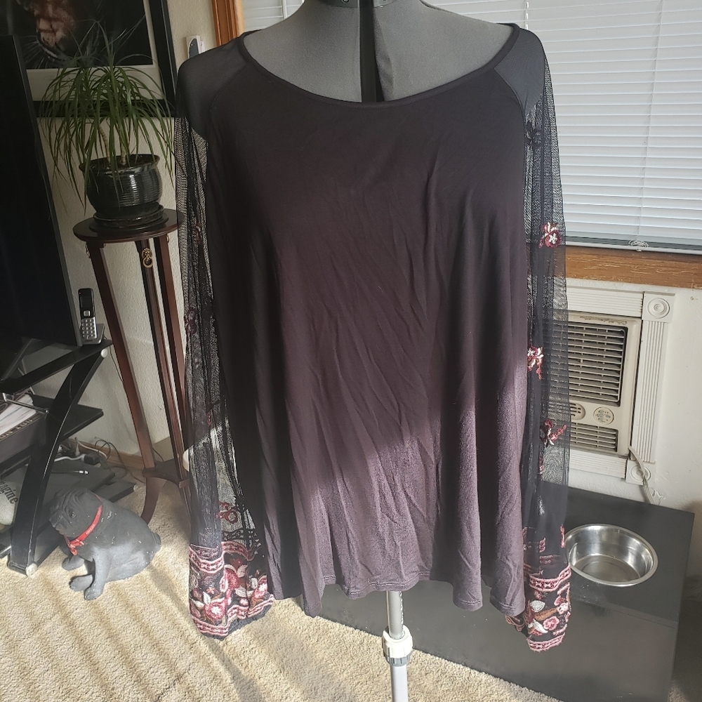 Sheer sleeve blouse